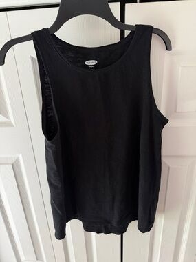 Old Navy Black Cotton Tank Top - Classic Crewneck